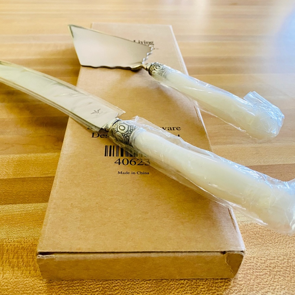 SLAH 🍰Gallery Flatware Collection Dessert Server Set  New in Box